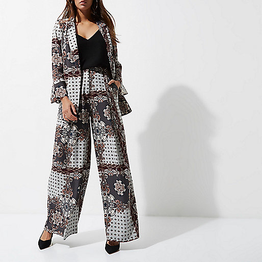 ladies coats in river island,jacques-vertuk Looks Grey scarf print high waisted shorts Smart Shorts Shorts women ladies coats in river island,jacques-vertuk Looks Grey scarf print high waisted shorts Smart Shorts Shorts women