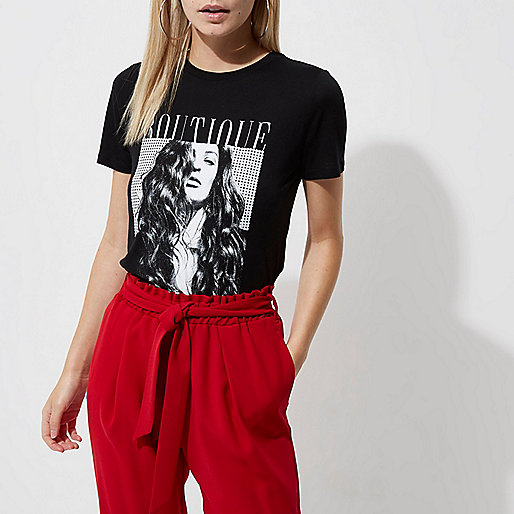 jacques-vertuk Petite black 'boutique' photo print T-shirt 707603 women Tops T-Shirts & Vests Print T-Shirts / Vests jacques-vertuk Petite black 'boutique' photo print T-shirt 707603 women Tops T-Shirts & Vests Print T-Shirts / Vests