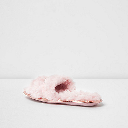 black flat sandals river island,jacques-vertuk Dresses New In Pink fluffy rhinestone trim slippers Slippers Sleepwear & Slippers women black flat sandals river island,jacques-vertuk Dresses New In Pink fluffy rhinestone trim slippers Slippers Sleepwear & Slippers women