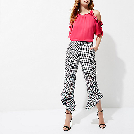 river island multi coloured bag,jacques-vertuk Womens T Shirts Pink frill cold shoulder blouse Bardot / Cold Shoulder Tops Tops women river island multi coloured bag,jacques-vertuk Womens T Shirts Pink frill cold shoulder blouse Bardot / Cold Shoulder Tops Tops women