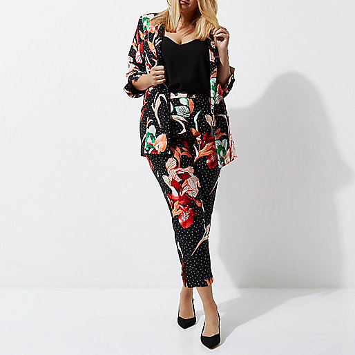 jacques-vertuk Plus black floral print tapered leg pants 708935 women Trousers Tapered Trousers jacques-vertuk Plus black floral print tapered leg pants 708935 women Trousers Tapered Trousers