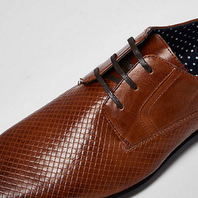 www riverisland com,jacques-vertuk Stores Tan embossed smart shoes men 300079 www riverisland com,jacques-vertuk Stores Tan embossed smart shoes men 300079