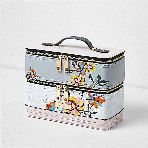 river island leather fur coat,jacques-vertuk UK White floral embroidered cabin suitcase women 705758 river island leather fur coat,jacques-vertuk UK White floral embroidered cabin suitcase women 705758
