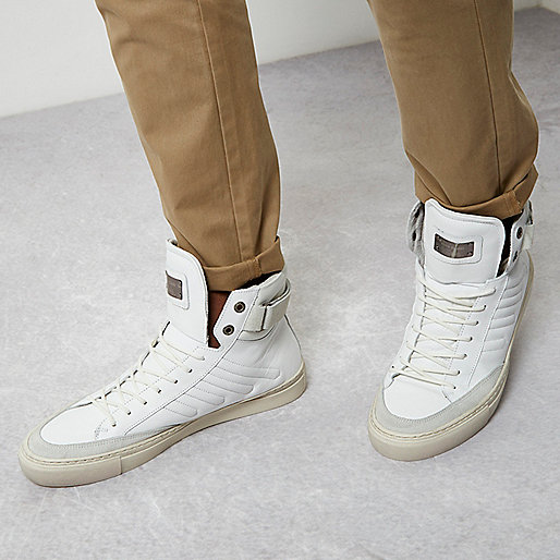 river island small side bag,jacques-vertuk Ireland White Premium leather hi top sneakers men 300766 river island small side bag,jacques-vertuk Ireland White Premium leather hi top sneakers men 300766