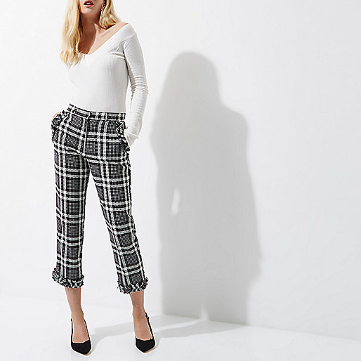river island black cape coat,jacques-vertuk Suits Sale White rib knit V neck top Knitted Tops Knitwear women river island black cape coat,jacques-vertuk Suits Sale White rib knit V neck top Knitted Tops Knitwear women