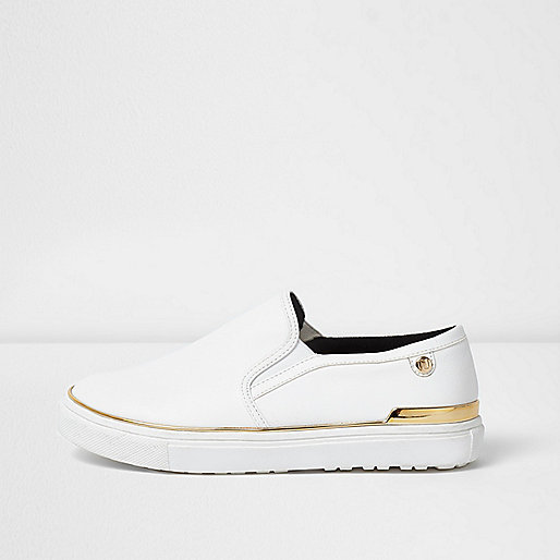 jacques-vertuk White wide fit slip on plimsolls 701539 women Shoes / Boots Plimsolls / Trainers