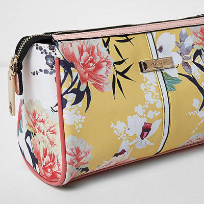 river island sid skinny jeans black,jacques-vertuk Skirts Yellow floral print make up bag Make Up Bags Bags / Purses women river island sid skinny jeans black,jacques-vertuk Skirts Yellow floral print make up bag Make Up Bags Bags / Purses women