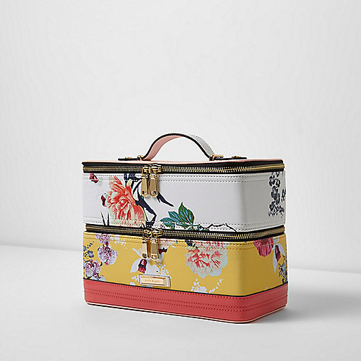 river island snake print shoes,jacques-vertuk Suits Yellow floral print vanity case bag Make Up Bags Bags / Purses women river island snake print shoes,jacques-vertuk Suits Yellow floral print vanity case bag Make Up Bags Bags / Purses women